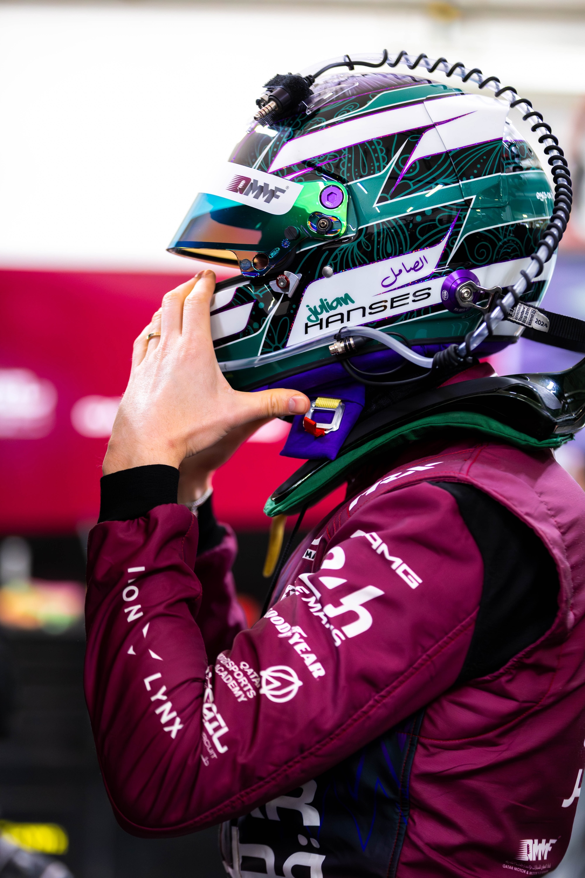 Der Helm von Julian Hanses